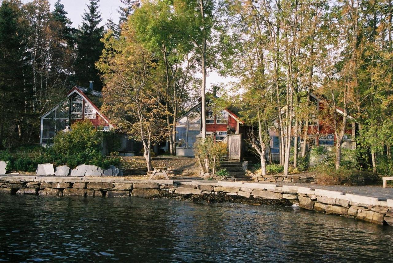 Hardanger Feriesenter Nesvika Holiday home *